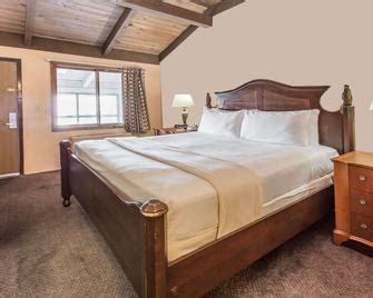 16 Best Hotels in West Allis. Hotels from $79/night